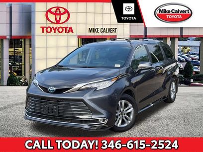 Used 2025 Toyota Sienna Limited
