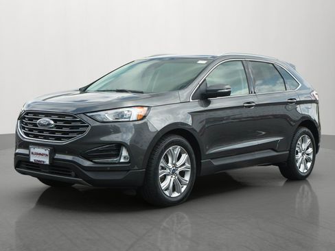 Used 2020 Ford Edge Titanium w/ Class II Trailer Tow Package AWD/4WD image 3
