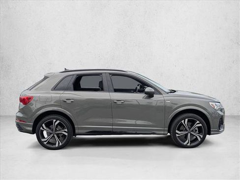 Used 2023 Audi Q3 2.0T Premium Plus AWD/4WD image 4