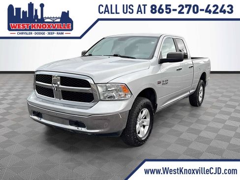 Used 2017 RAM 1500 SLT RWD image 1