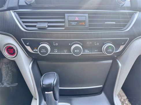Used 2019 Honda Accord EX-L image 19