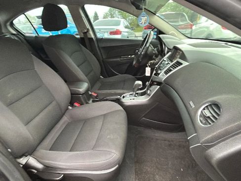 Used 2016 Chevrolet Cruze LT image 55