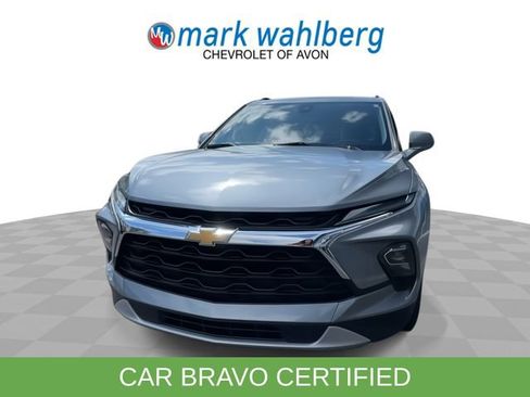 Certified 2024 Chevrolet Blazer LT w/ Convenience Package FWD image 3
