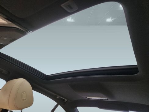 Used 2018 BMW 530e xDrive 530e xDrive iPerformance image 31