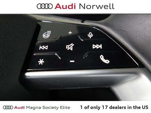 Used 2025 Audi Q5 Premium Plus w/ Premium Plus AWD/4WD image 29