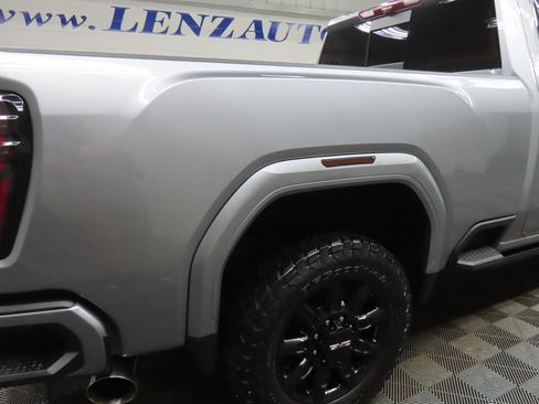Used 2025 GMC Sierra 2500 AT4 w/ AT4 Premium Plus Package AWD/4WD image 37
