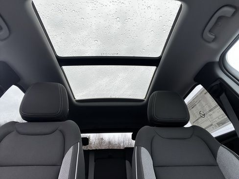 New 2026 Chevrolet TrailBlazer LT w/ Convenience Package image 2