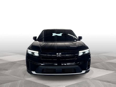 Used 2024 Honda Prologue EX image 3