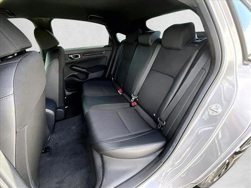 Used 2025 Honda Civic Sport image 28