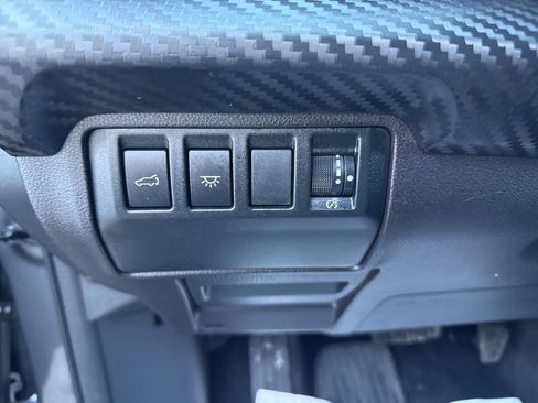 Used 2023 Subaru Ascent Premium w/ Convenience Package image 14