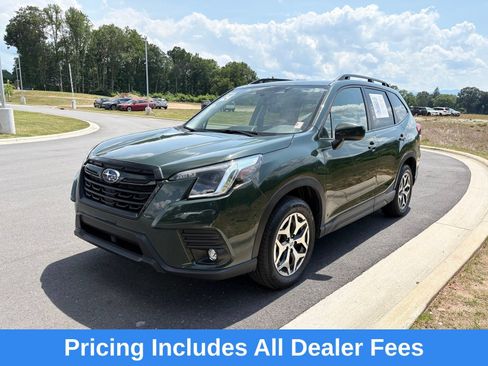 Certified 2024 Subaru Forester Premium AWD/4WD image 3