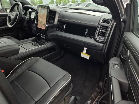 New 2026 RAM 3500 Limited AWD/4WD image 13
