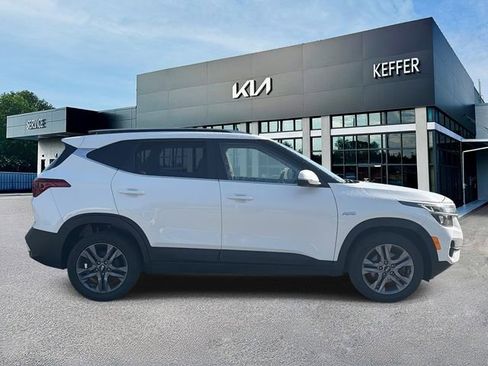 Used 2021 Kia Seltos S AWD/4WD image 9