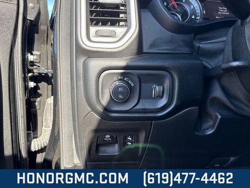 Used 2021 RAM 1500 Big Horn image 13