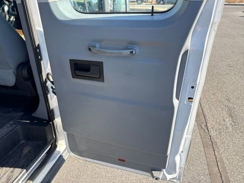 Used 2016 Ford Transit 350 XLT image 17