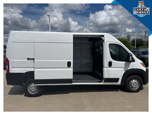 Used 2024 RAM ProMaster 2500 w/ Convenience Group FWD image 21