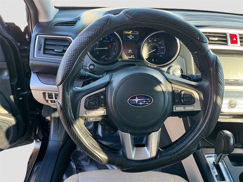Used 2015 Subaru Outback 2.5i Limited image 11