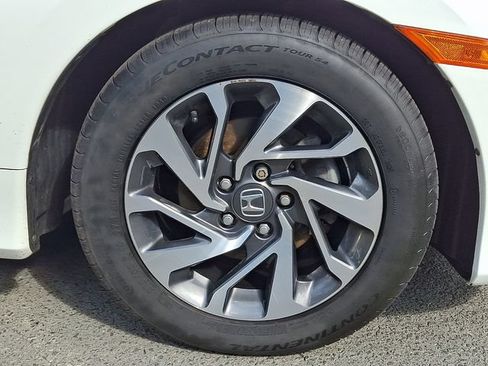 Certified 2017 Honda Civic EX image 8