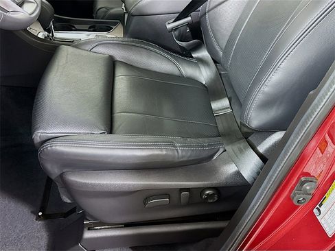 Certified 2024 Subaru Ascent Touring image 27