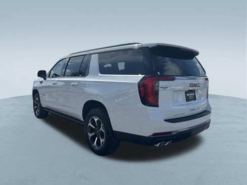 New 2026 GMC Yukon XL AT4 w/ AT4 Premium Plus Package AWD/4WD image 6