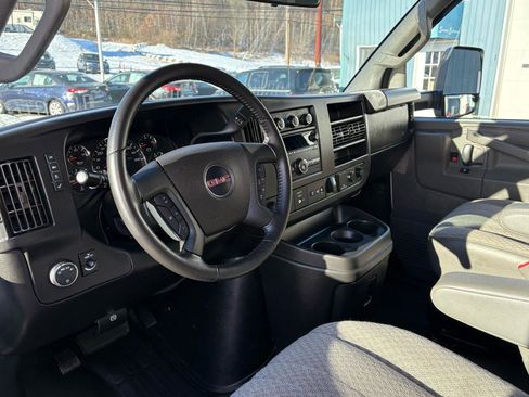 Used 2023 GMC Savana 3500 Extended w/ Power Convenience Package RWD image 12
