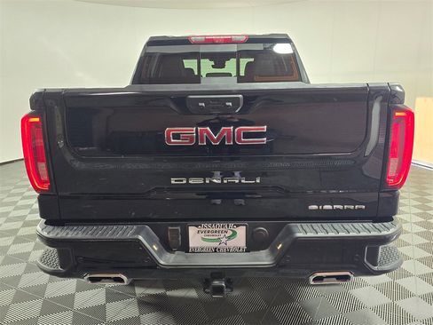 Used 2025 GMC Sierra 1500 Denali w/ Denali Reserve Package image 6