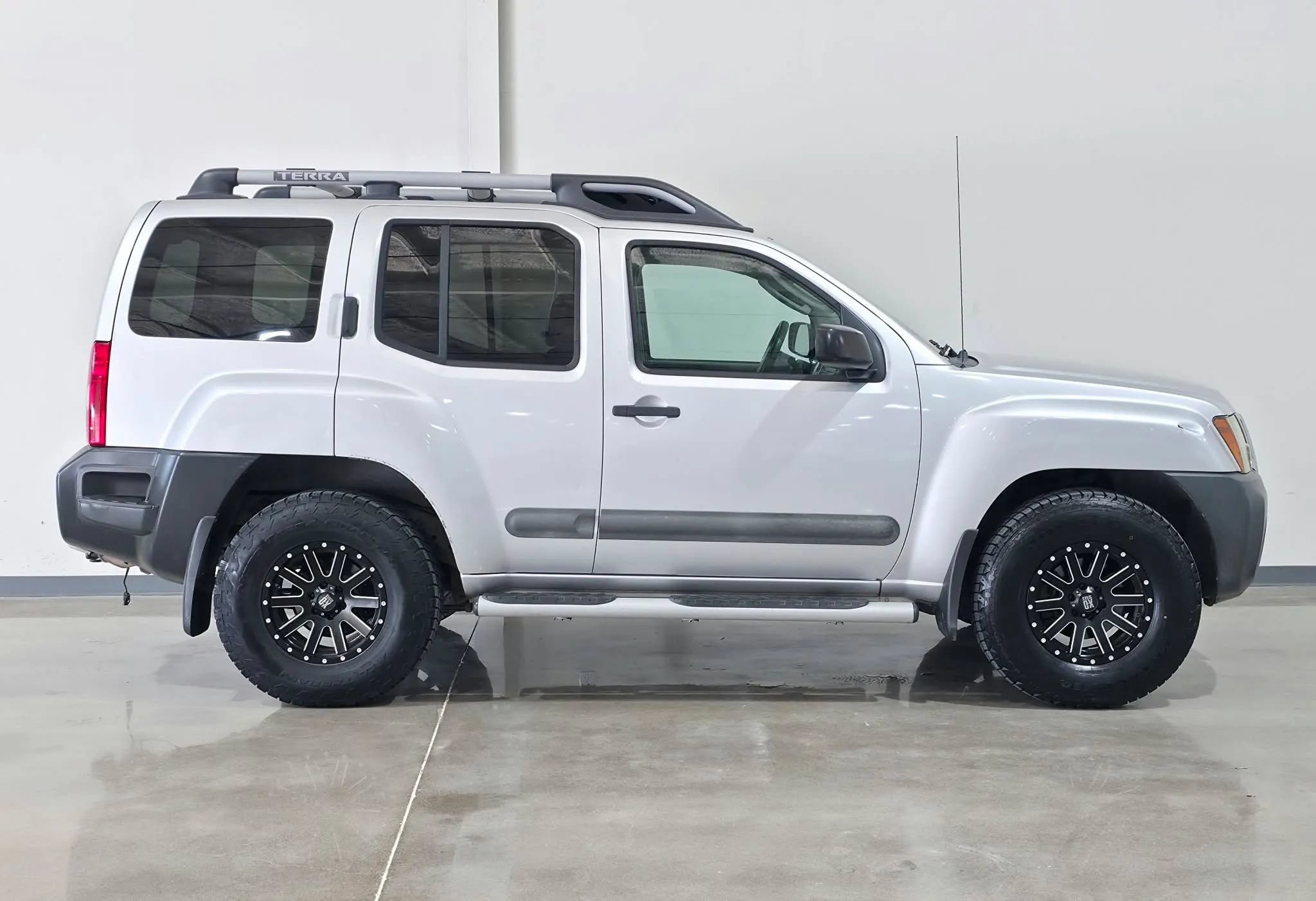 Used 2012 Nissan Xterra S w/ Value Package AWD/4WD image 2