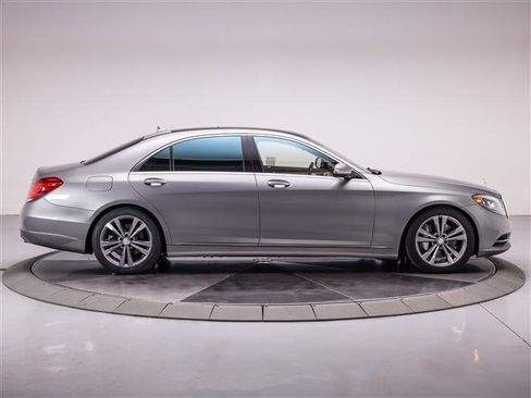 Used 2014 Mercedes-Benz S 550 Sedan image 5