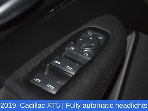 Used 2019 Cadillac XT5 Luxury AWD/4WD image 23
