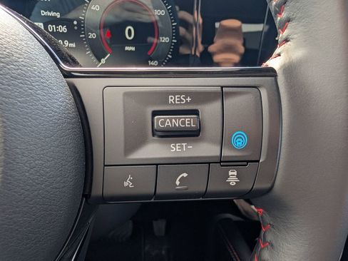 Used 2025 Nissan Kicks SR FWD image 29