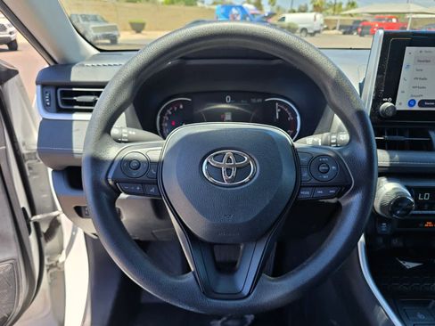 Used 2025 Toyota RAV4 XLE FWD image 20