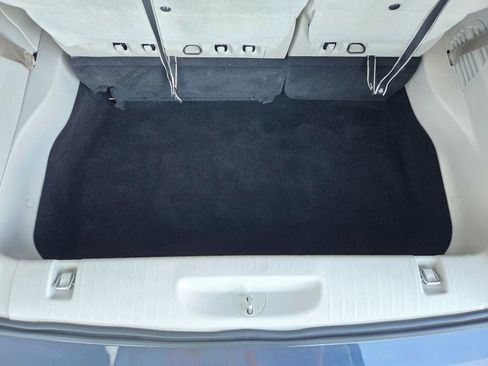 Used 2021 Chrysler Pacifica Touring-L w/ Premium & Safety Sphere Group image 19