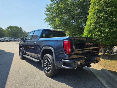 Used 2020 GMC Sierra 1500 AT4 w/ AT4 Premium Package AWD/4WD image 3