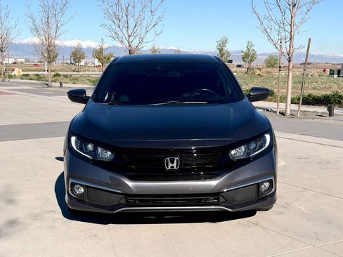 Used 2021 Honda Civic Sport image 2