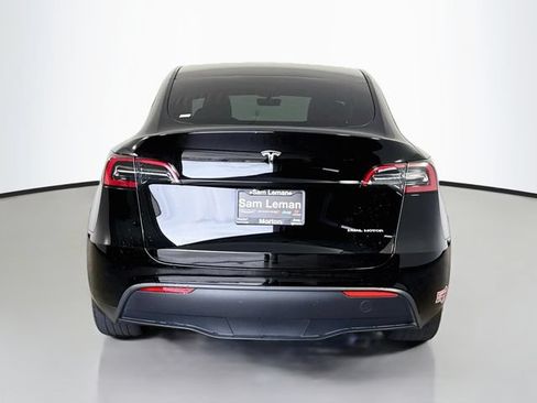 Used 2024 Tesla Model Y Long Range AWD/4WD image 6