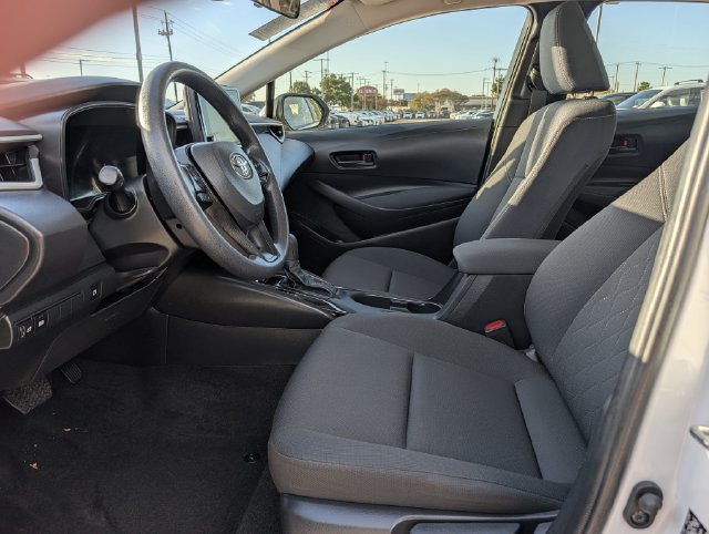 Certified 2026 Toyota Corolla LE w/ LE Premium Package FWD image 25