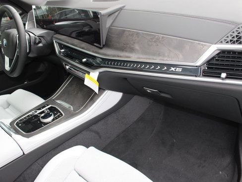 Used 2026 BMW X5 sDrive40i RWD image 34