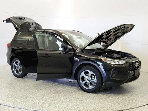 Used 2025 Ford Escape ST-Line image 9