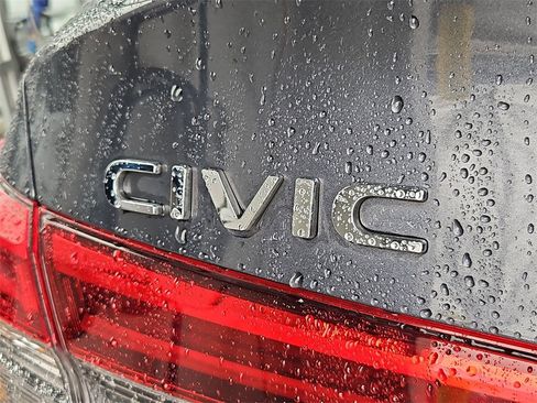 Used 2024 Honda Civic Touring image 26