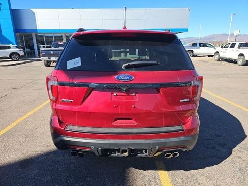 Used 2018 Ford Explorer Sport image 4