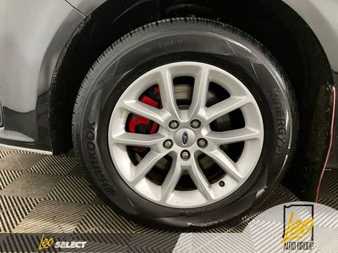 Used 2018 Ford Flex SE image 23