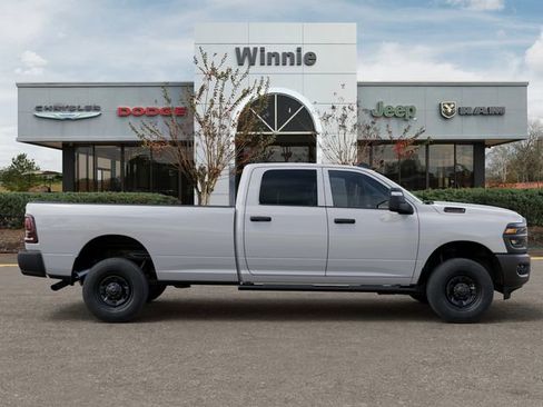 New 2026 RAM 2500 Tradesman AWD/4WD image 21