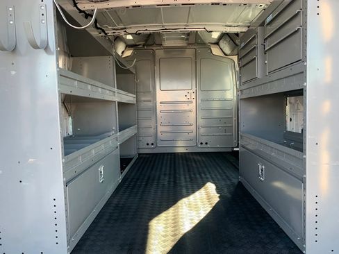 Used 2020 Ford Transit 250 Low Roof w/ Exterior Upgrade Package RWD image 36