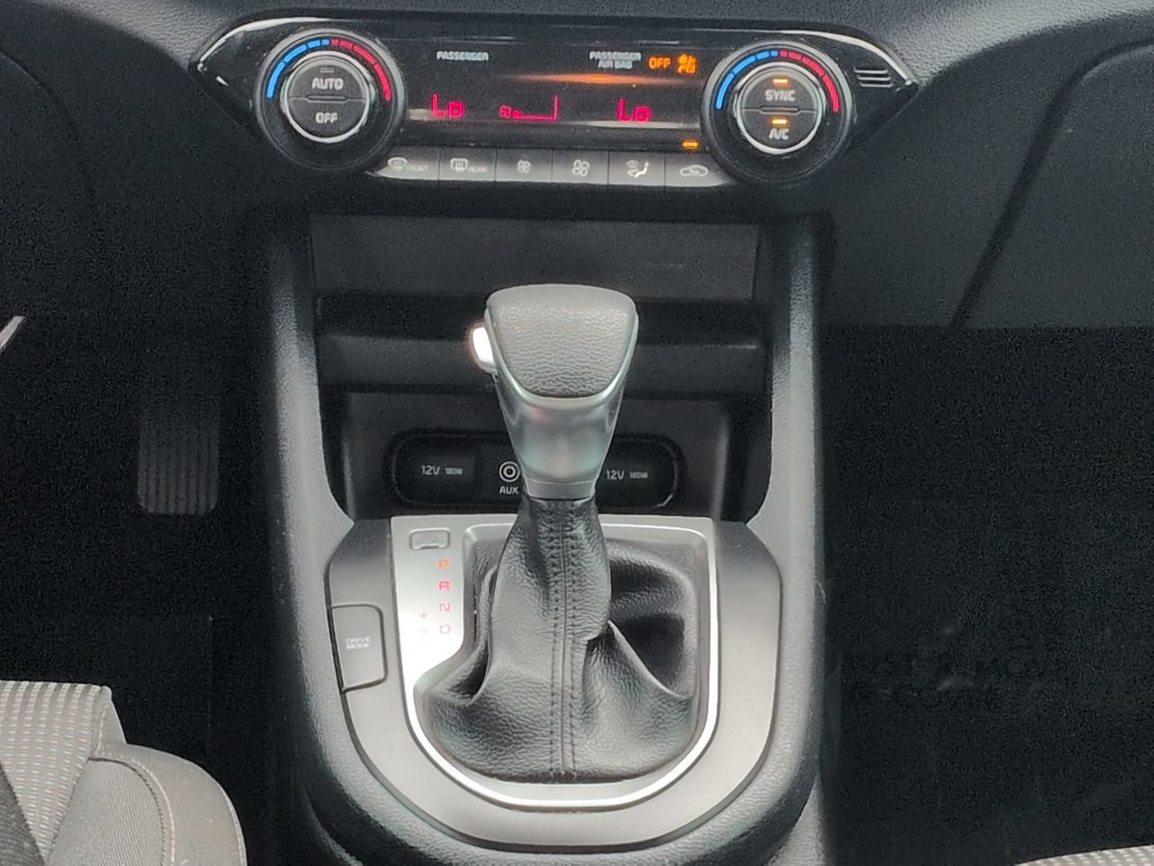 Used 2019 Kia Forte LXS FWD image 18