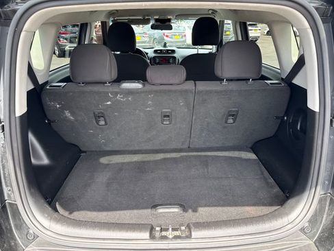 Used 2016 Kia Soul FWD image 13