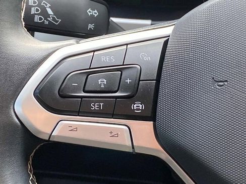 Used 2022 Volkswagen Atlas SE w/ Panoramic Sunroof Package image 21