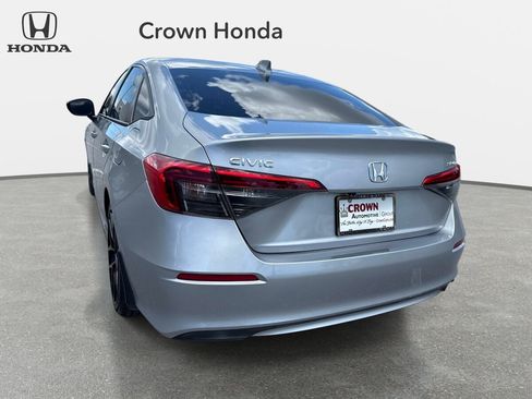Used 2022 Honda Civic Sport image 8