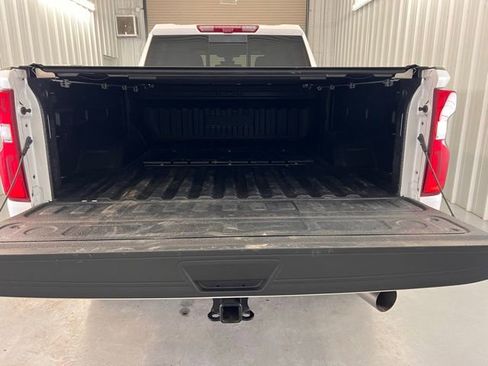 Used 2023 Chevrolet Silverado 2500 High Country w/ Technology Package image 27