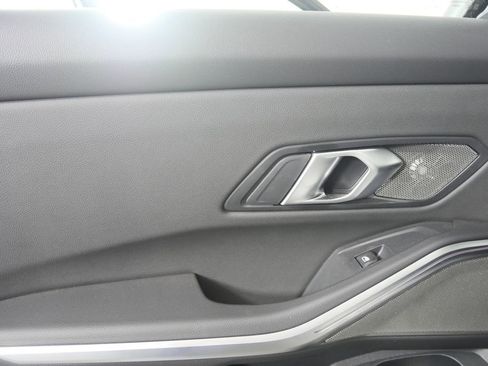 Certified 2025 BMW 330i Sedan w/ Premium Package RWD image 13