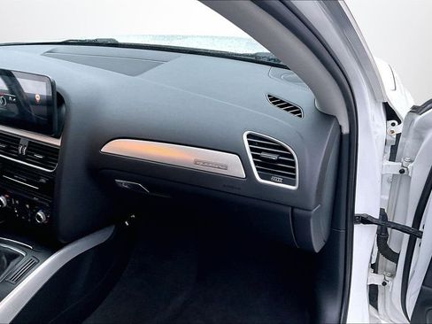 Used 2016 Audi A4 2.0T Premium Plus w/ Technology Package image 23